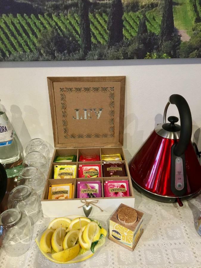 B&B Castel Montorio ヴェローナ エクステリア 写真